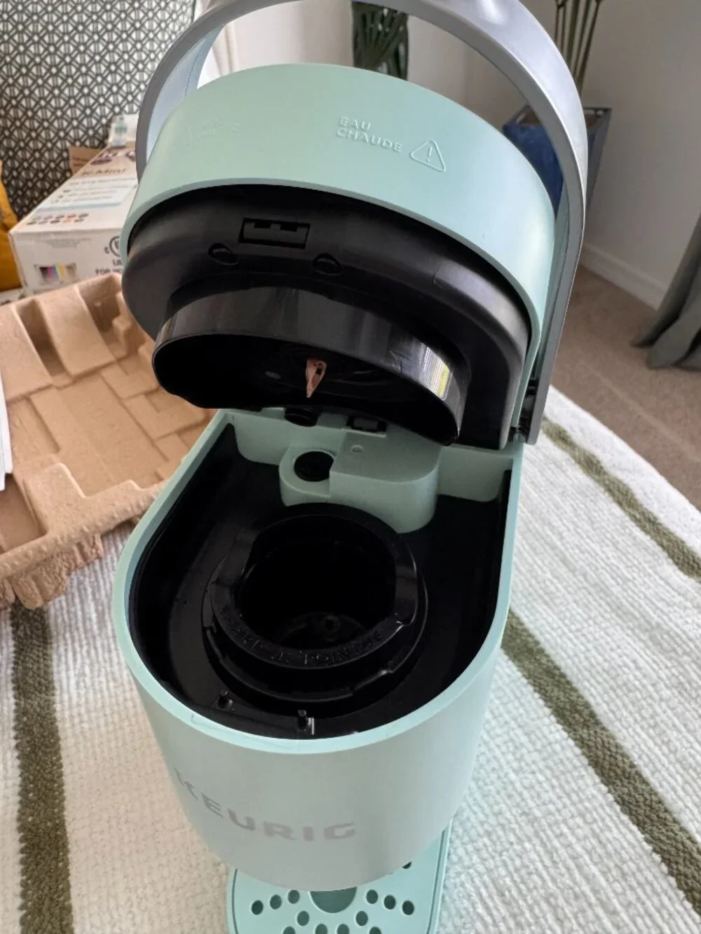 Keurig K-Mini Single Serve K-Cup Pod Coffee Maker Oasis Color